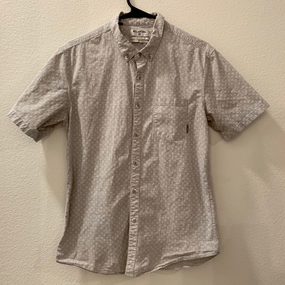 Billabong Button Down Shirt - Picture 1 of 4